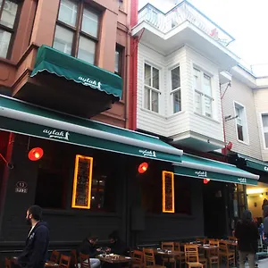  Hostel Moda